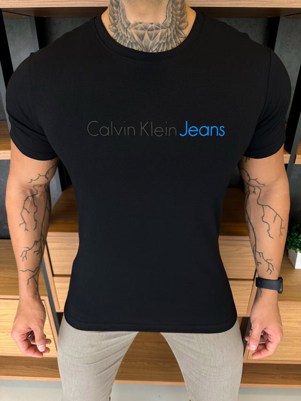 Camiseta Calvin K. Escrita Central Preta